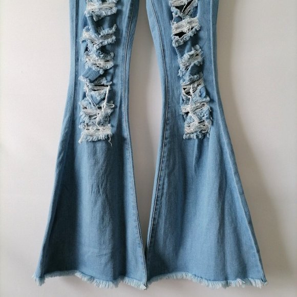 NWT AP Blue By Aphrodite Jeans Womens Distressed Flared Denim Size 13 (31) - Picture 3 of 7